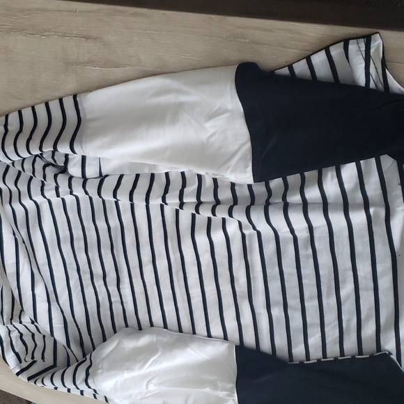 ♥️New boutique red heart sequins top - Picture 10 of 10